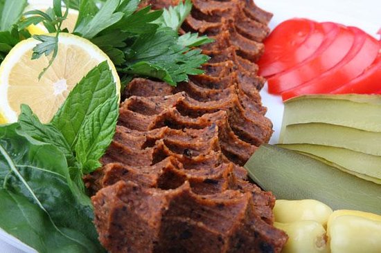 adiyaman-cig-kofte Türkiye’de Gezginlerin Mutlaka Tatması Gereken En İyi 10 Lezzet